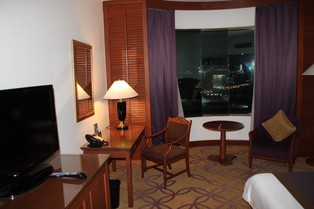 Hübsches Zimmer Hotel Century Park