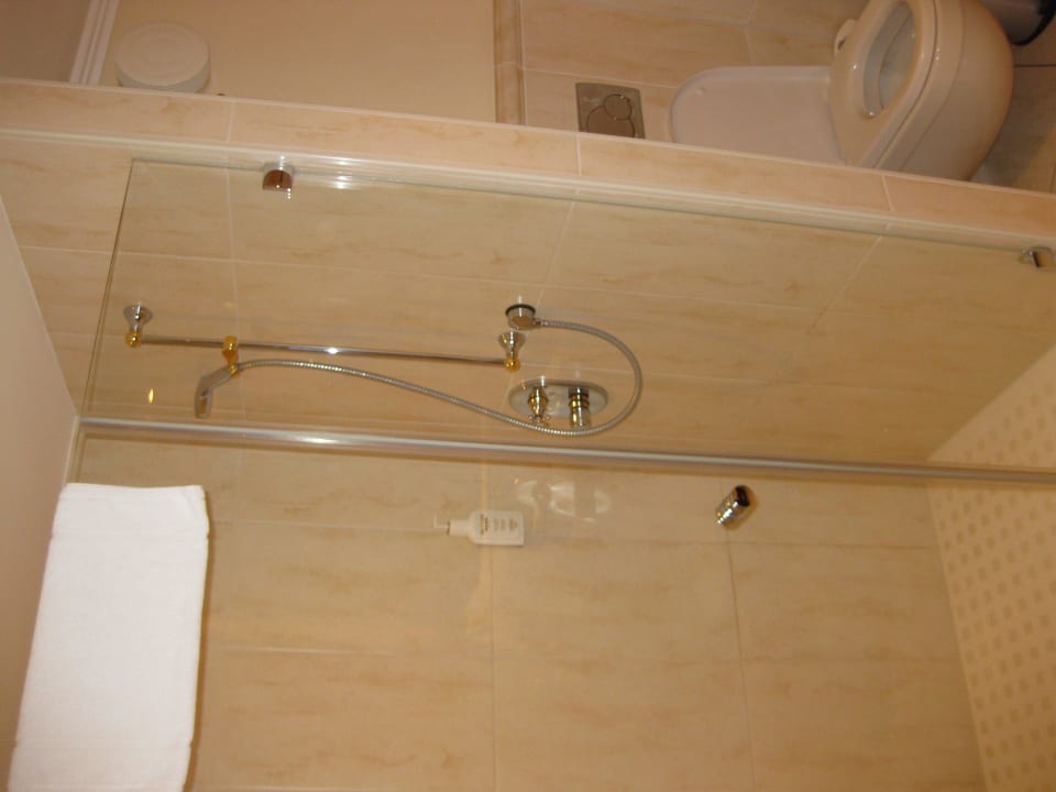 Dusche Hotel Gran Belveder