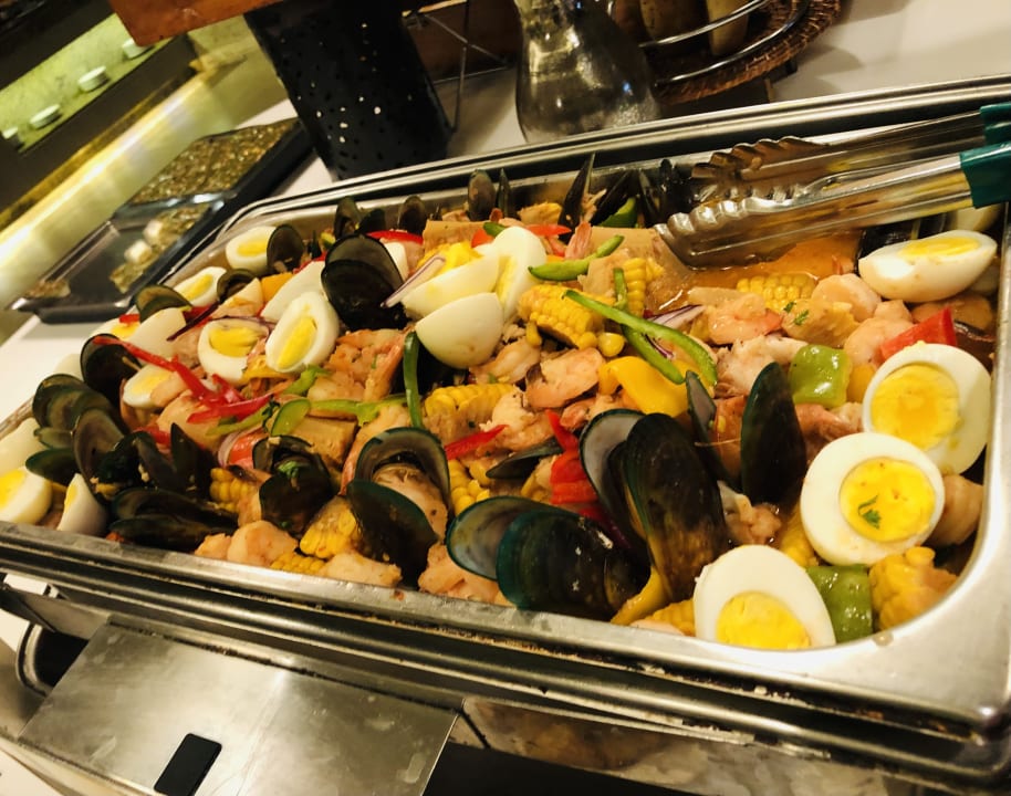 Gastro Royalton Negril Resort & Spa