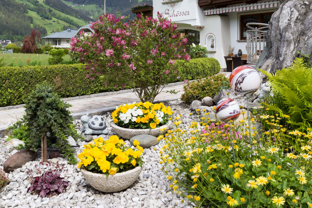 Gartenanlage Apartments Alpinschlössl Mayrhofen im Zillertal
