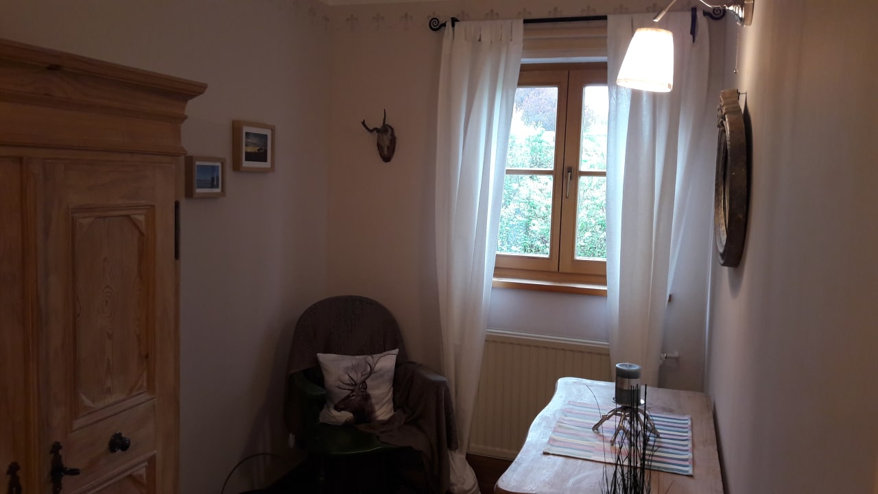 Zimmer Höglerhof  Ferienwohnung Westenburger