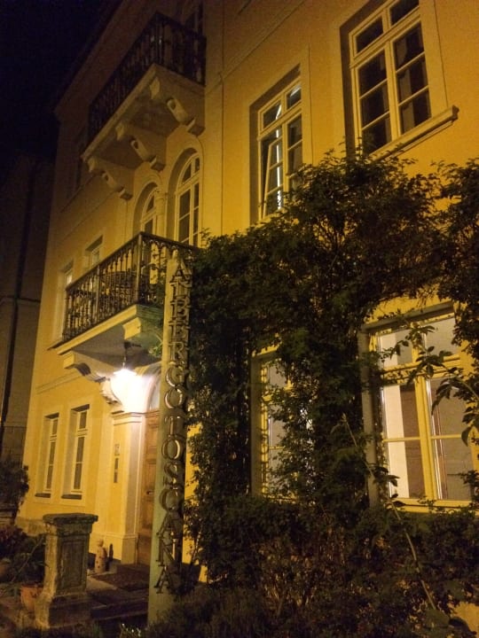 Außenansicht Hotel Albergo Toscana