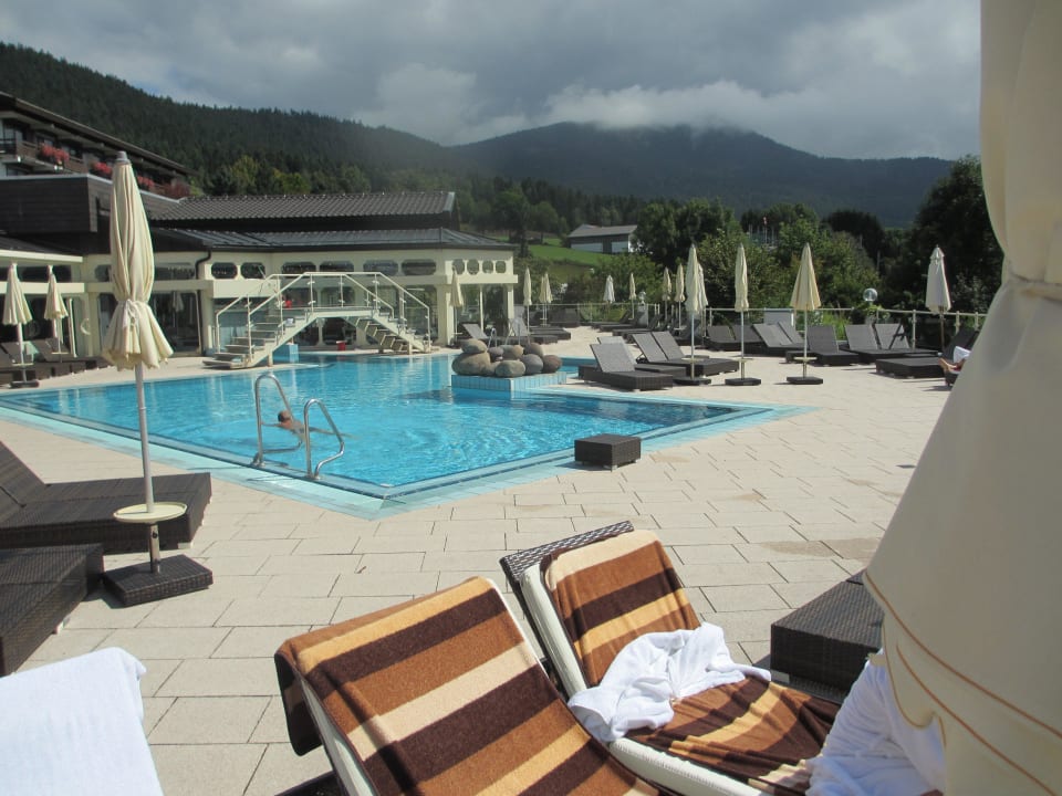 Der schöne Aussenpool Hotel Sonnenhof