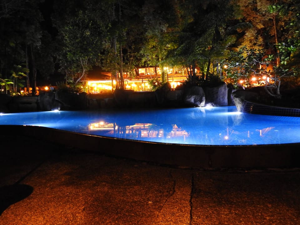 Mal bei Nacht Khao Lak Merlin Resort