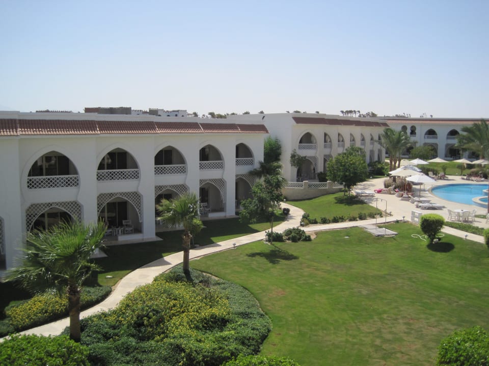 Aussicht in den Innenhof des Hotels Old Palace Resort Sahl Hasheesh