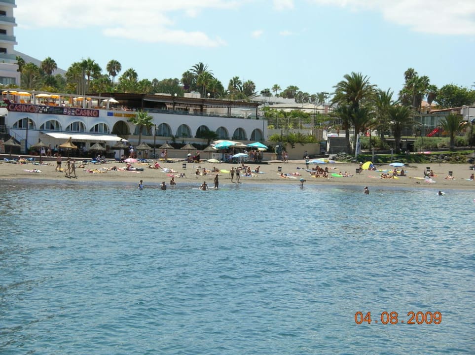 Пляж ближайший к отелю Iberostar Waves Bouganville Playa