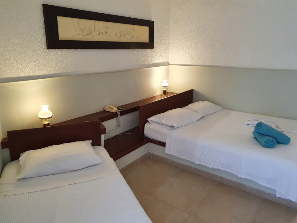 Zimmer Apollonia Beach Resort & Spa