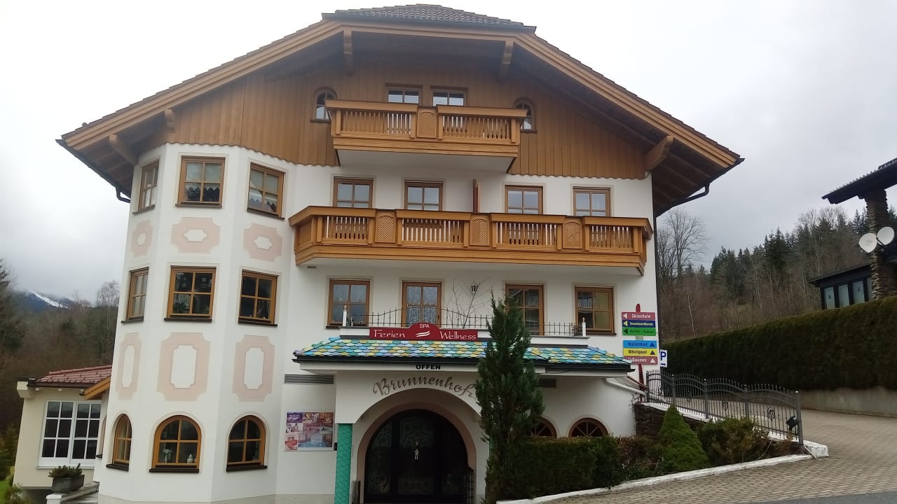 Außenansicht Hotel Brunnenhof