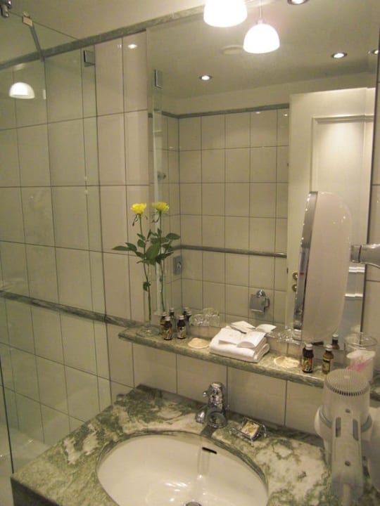 Badezimmer Hotel Zugspitze
