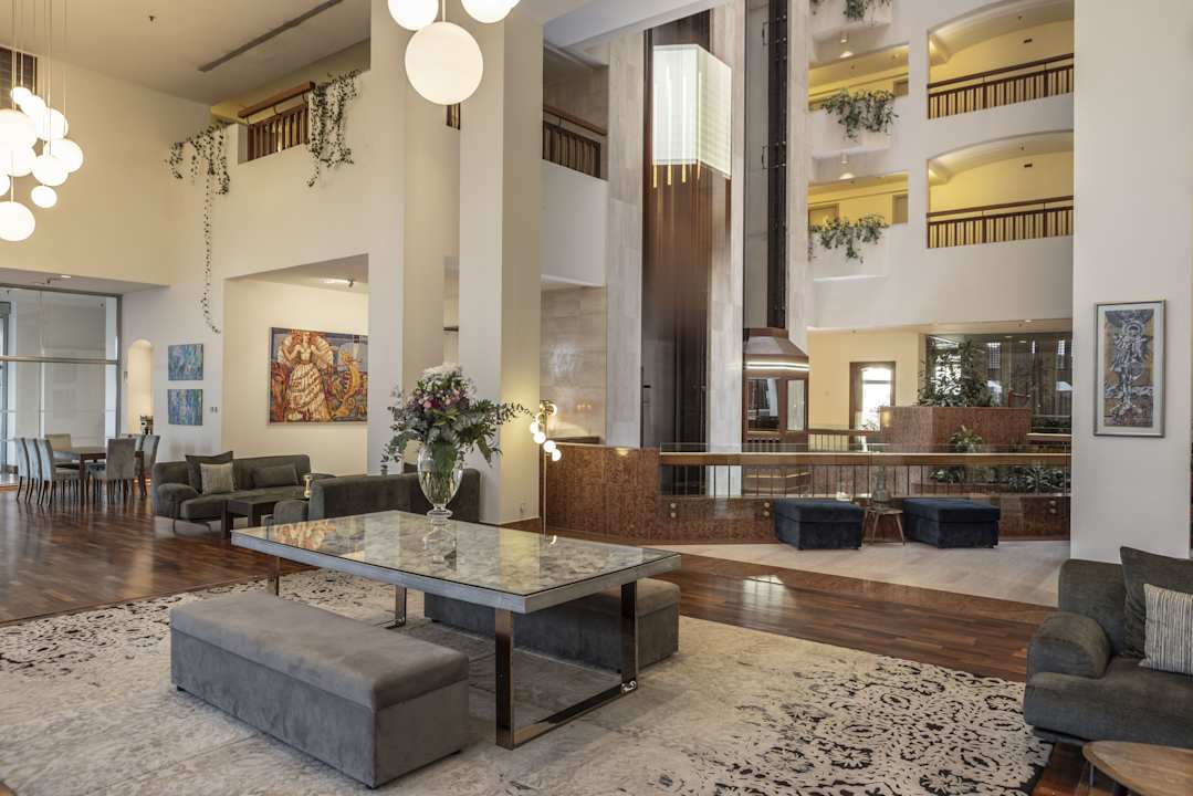 Lobby St Raphael Resort