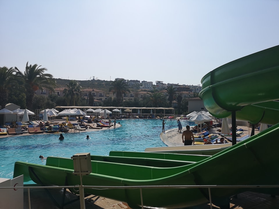 Pool Club Resort Atlantis