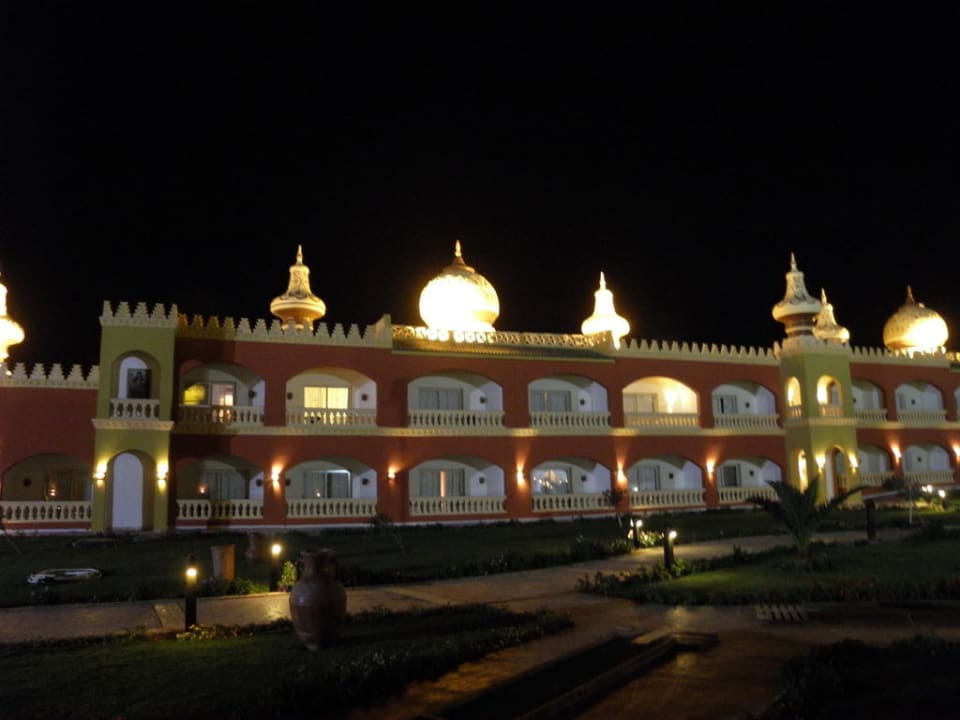 Bei Nacht Pickalbatros Alf Leila Wa Leila Resort - Neverland Hurghada