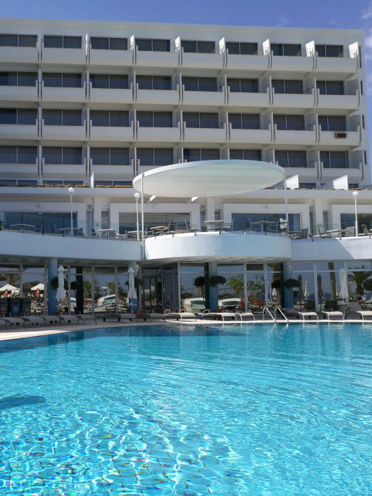 Pool Hotel Sunrise Beach