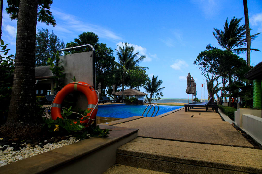 Pool La Flora Khao Lak