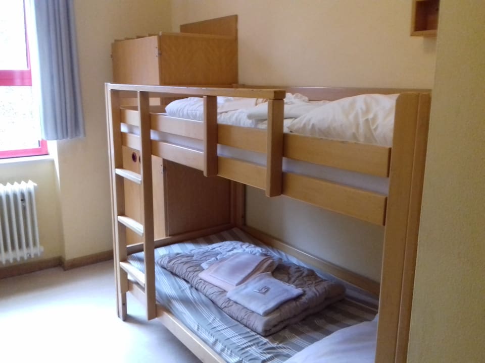 Zimmer Europa-Jugendherberge Saarbrücken