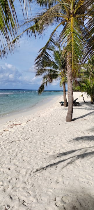 Strand Kuredu Island Resort & Spa