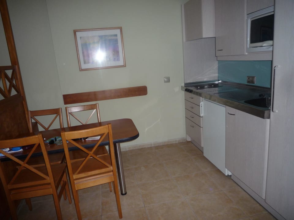 Kochecke, die wir nie benutzt haben  Aparthotel Can Picafort Palace