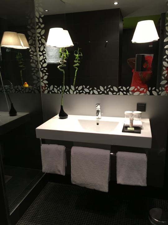 Zimmer Mövenpick Hotel Stuttgart Airport
