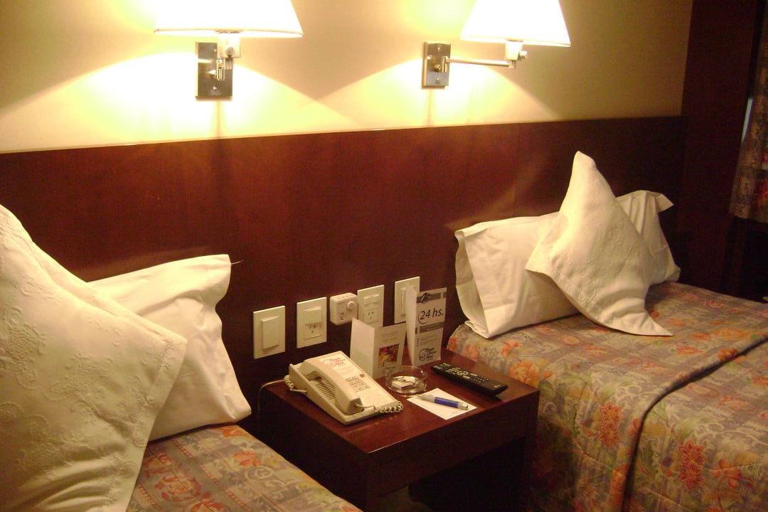 Amplias, con escritorio y WIFI sin cargo Bisonte Palace Hotel