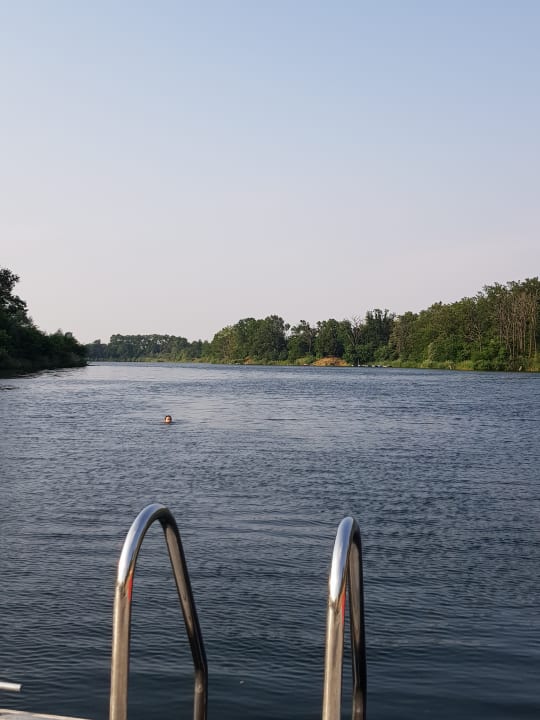 Strand Hotel Acamed Resort