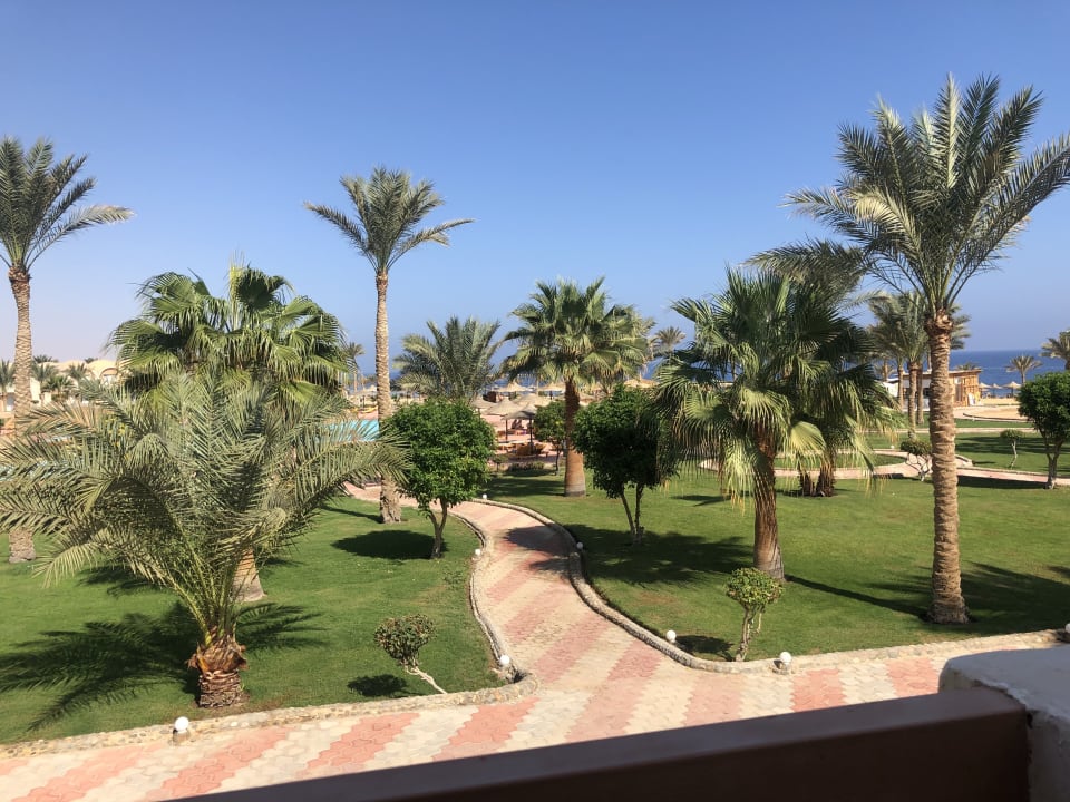 Gartenanlage Three Corners Sea Beach Resort