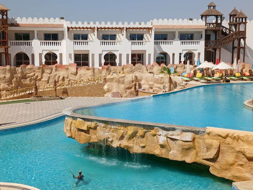 Pool VIE Palma Di Sharm Resort and Aqua park