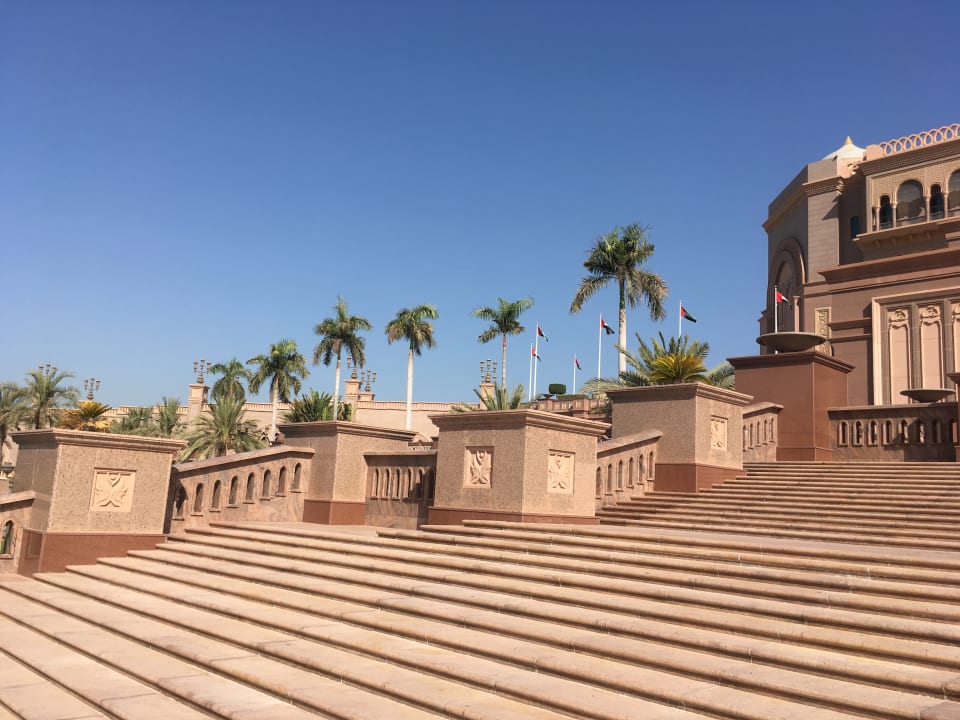 Außenansicht Emirates Palace Mandarin Oriental