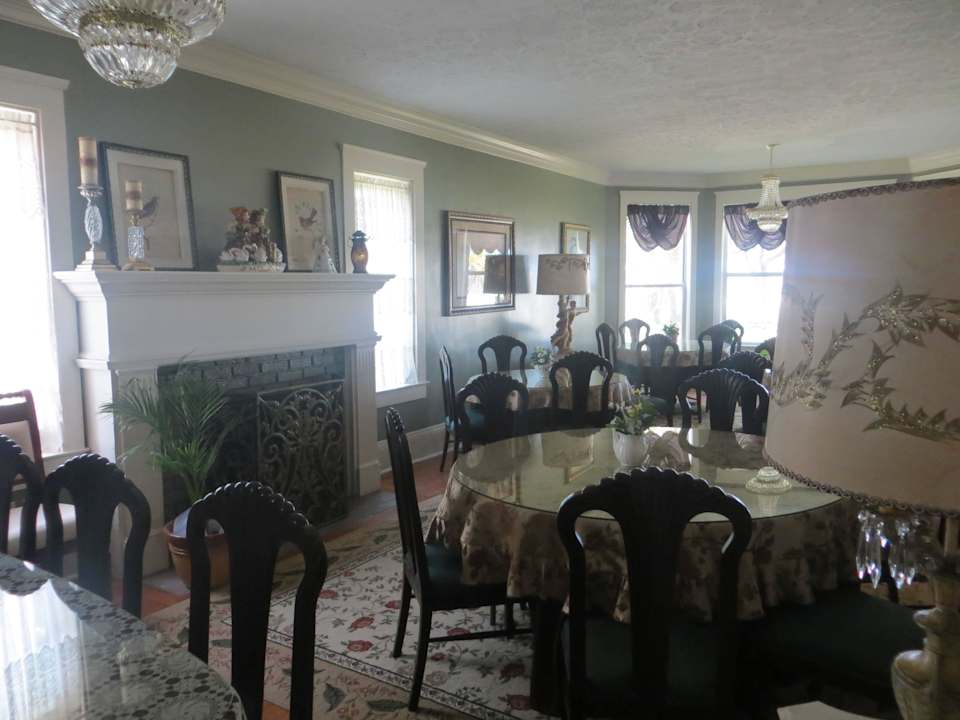 Frühstücksraum B&B River Lily Inn