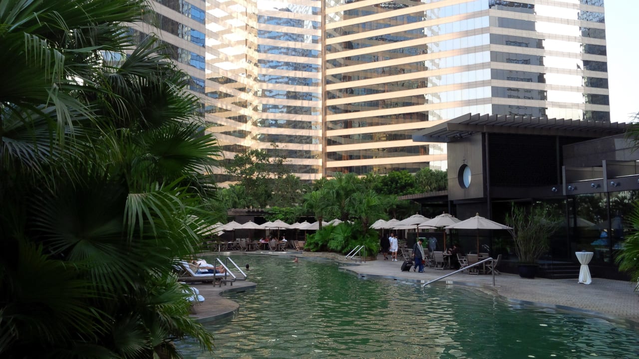 Pool Renaissance Harbour View Hotel Hong Kong