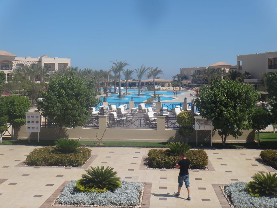 Poolstraße  JAZ Aquamarine Resort