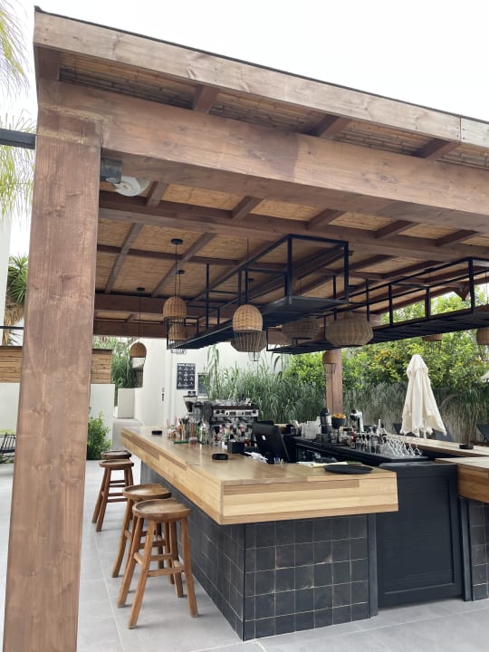 Gastro Sentido More Meni Residence & Suites