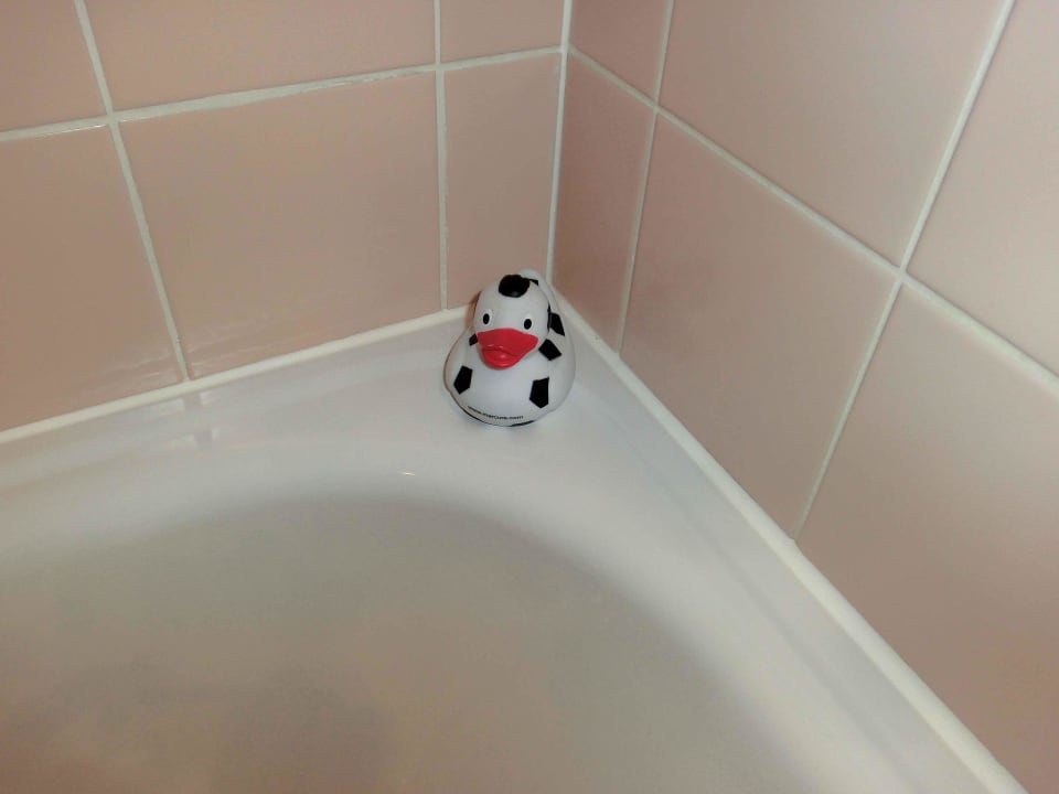 Im Bad ist man nie ganz alleine! Hotel Mercure Wien Zentrum