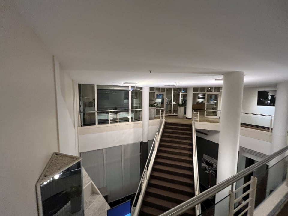Lobby Essential by Dorint Frankfurt-Niederrad