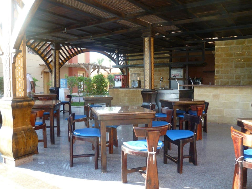 Bar am Pool im 400er Bereich Pickalbatros Alf Leila Wa Leila Resort - Neverland Hurghada
