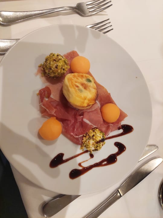 Gastro Hotel Caravel