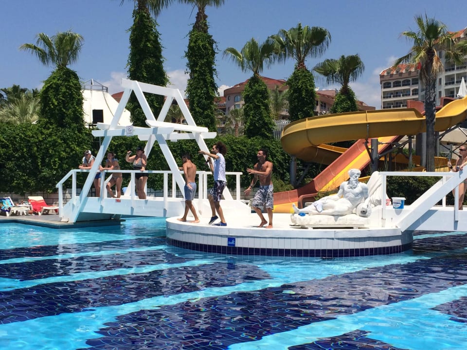 Animationsteam Sealife Buket Resort & Beach