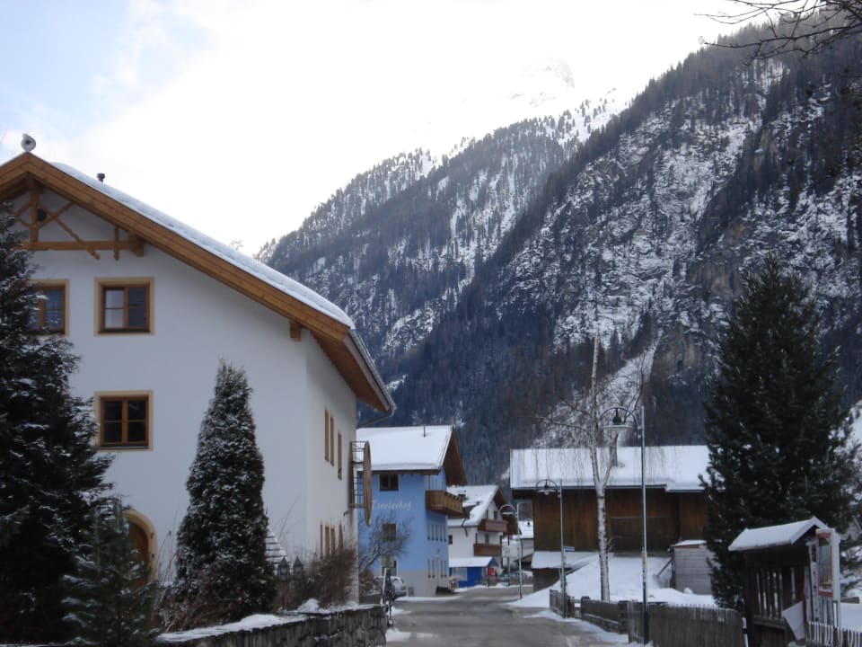 Vor dem Haus Haus Landes