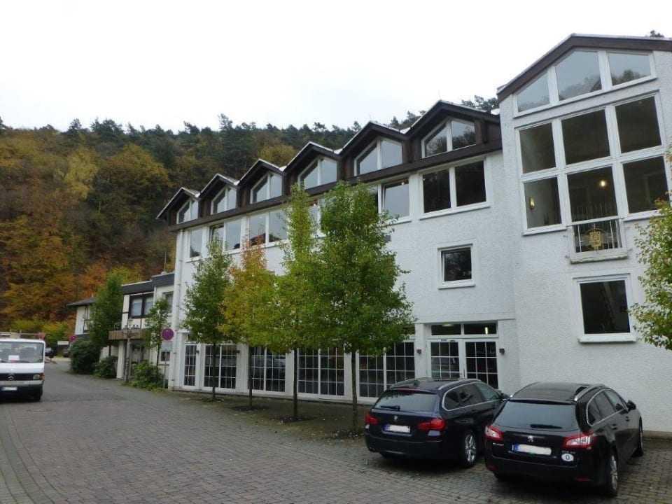 Außenansicht Hotel Zugbrücke Grenzau