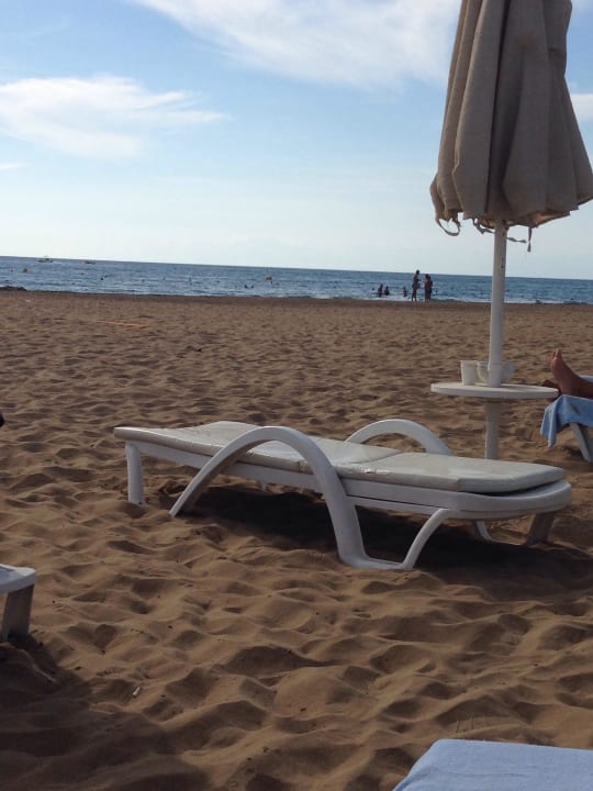 Ende Oktober 2016 am Strand Spätnachmittags Grand Seker Hotel