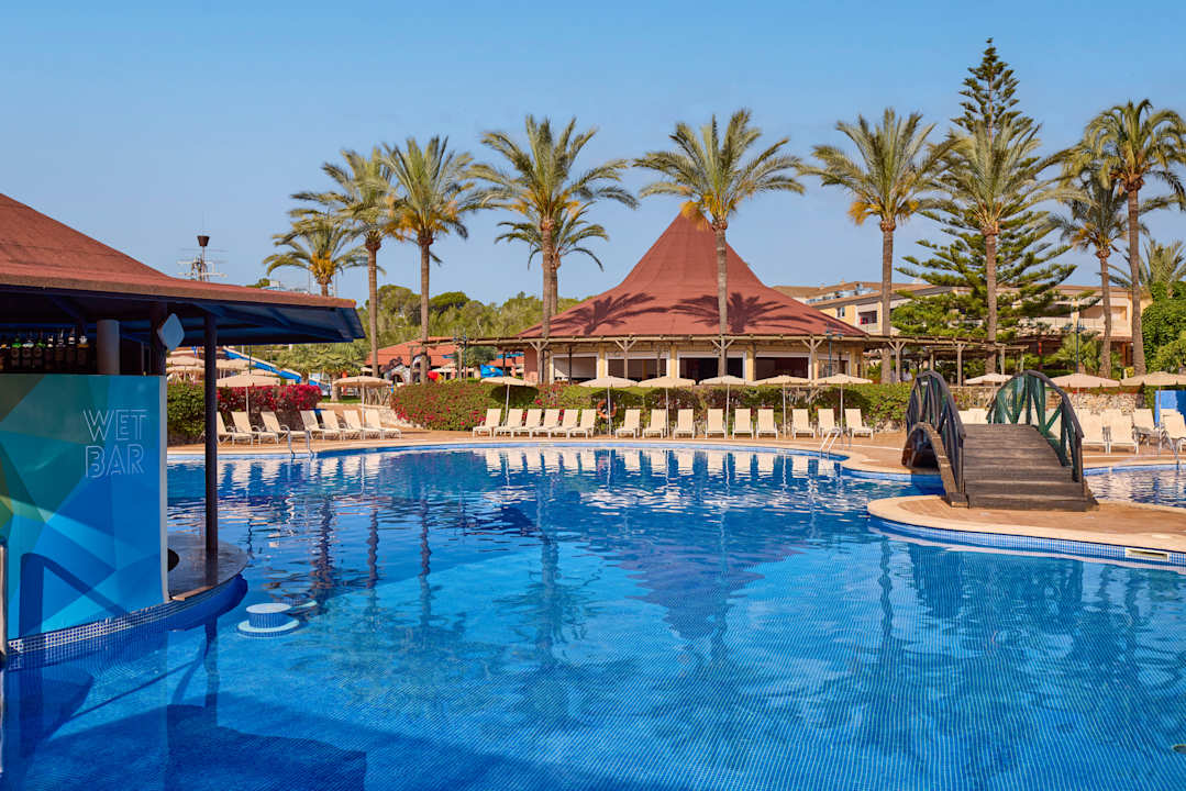 Pool Zafiro Can Picafort