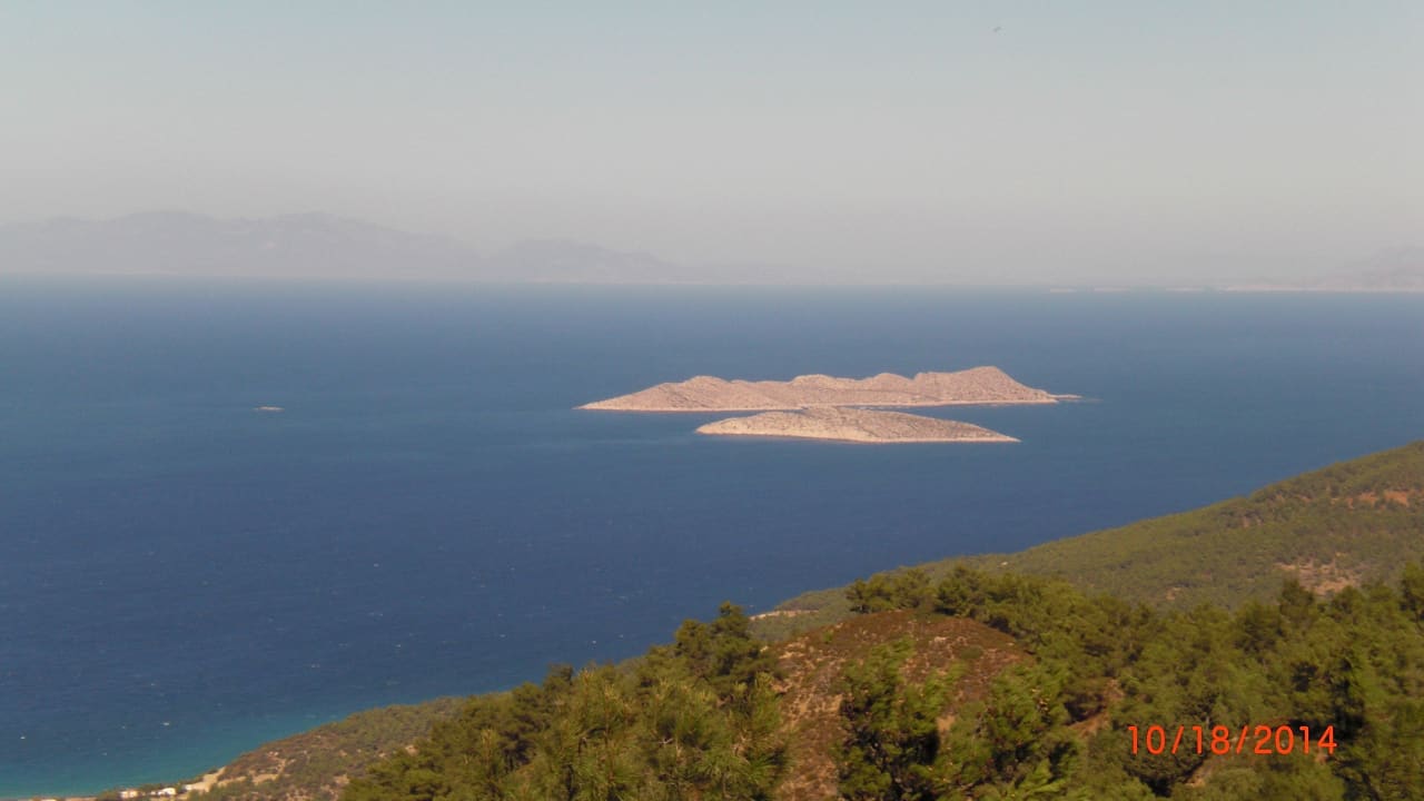 Blick auf Insel Simi Hotel Kalithea Mare Palace