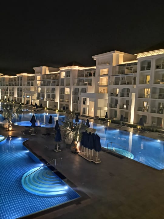 Pool Pickalbatros Blu Spa Resort