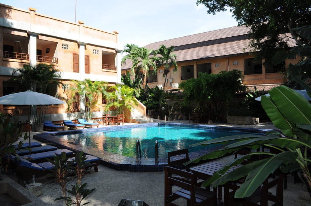 Kleiner Pool Hotel The Cottage