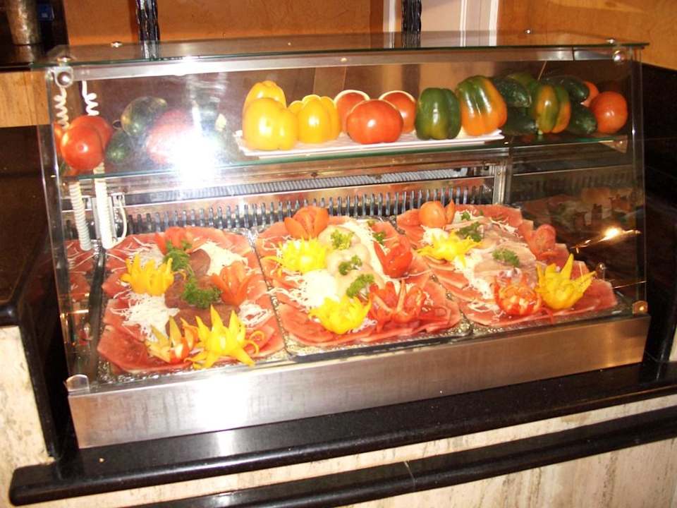 "Jazmin"-Büffet Bahia Principe Luxury Esmeralda