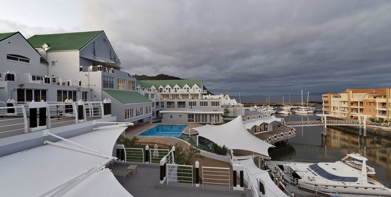 Außenansicht Krystal Beach Hotel