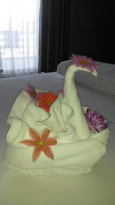 Bettendekoration Hotel Royal Garden Beach