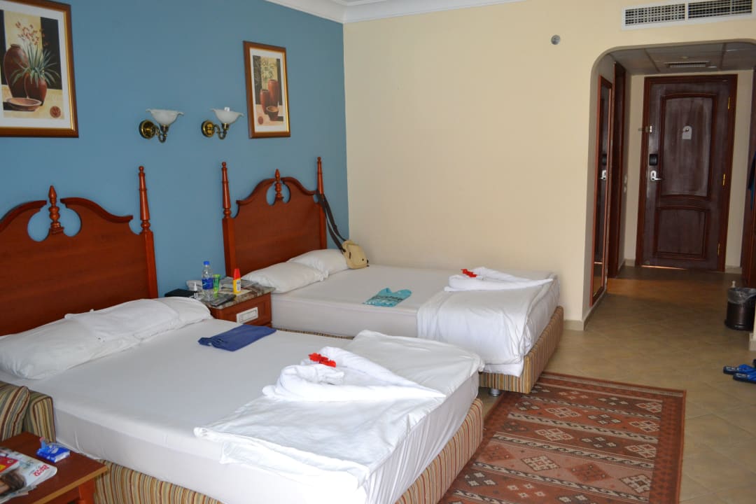 Mit Liebe hergerichtet Titanic Beach Spa & Aqua Park