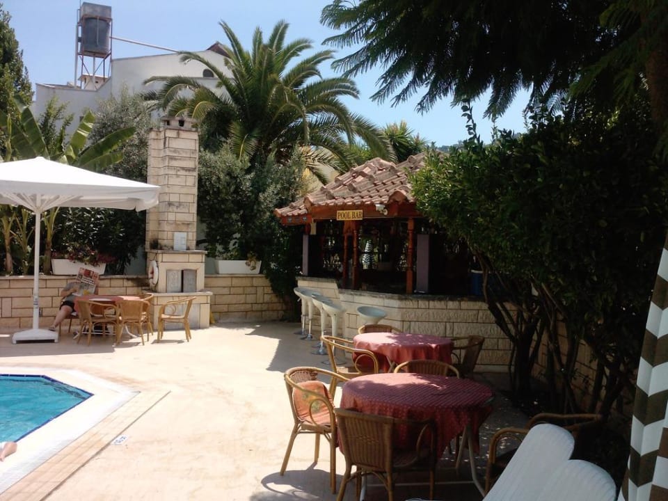 Poolbar Hotel Felice