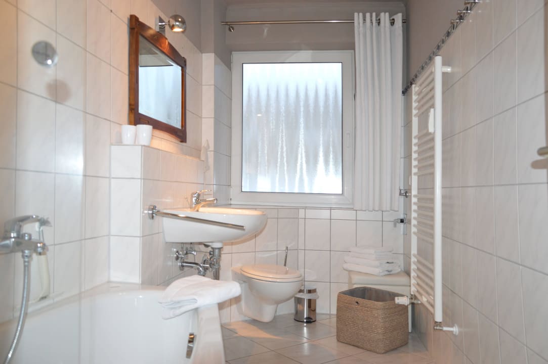 Herbstwind App.2 Badezimmer Villa Herbstwind - Appartementvermietung Binz