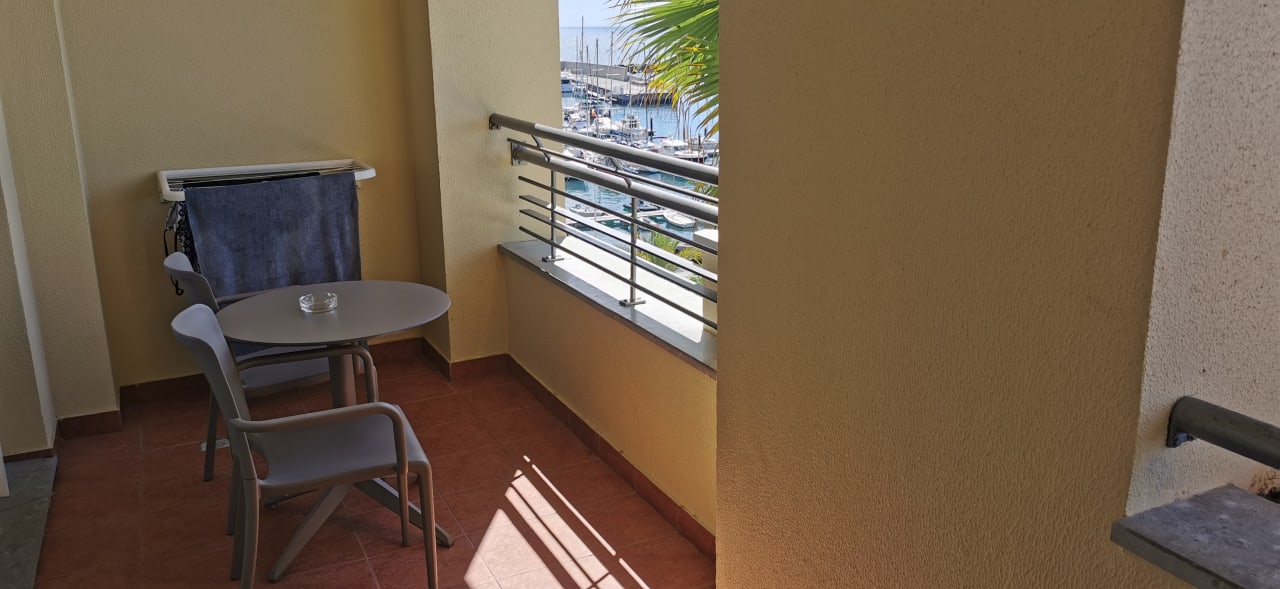 Zimmer Calheta Beach